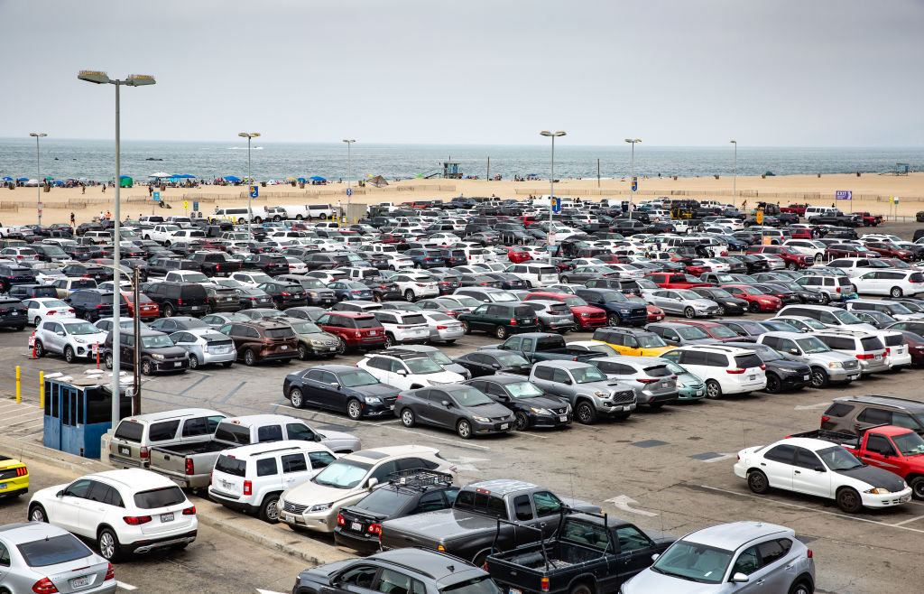 SANTA MONICA, CA - JUNE 12:  A parking lot at the Santa Monica Pier is already filled before noon o...
