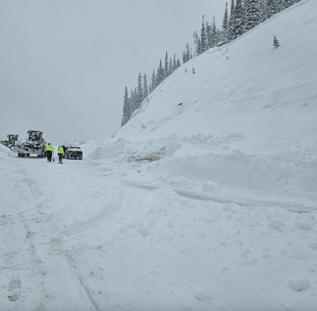 Avalanche closes Berthoud Pass